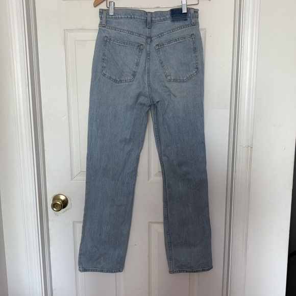 Abercrombie & Fitch 90’s Straight Ultra High Rise Jeans Blue Size 6 - Picture 2 of 3